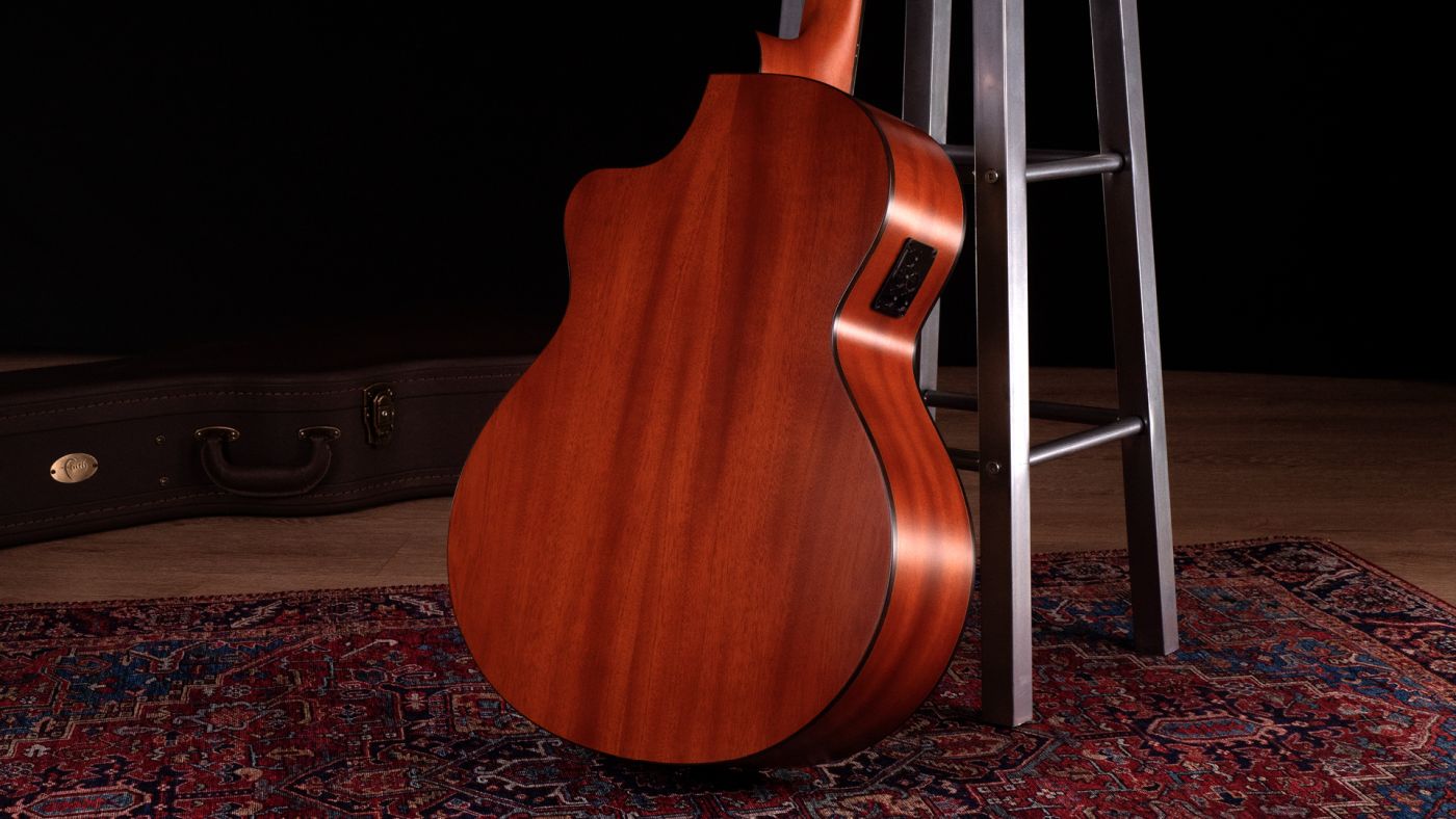 Which tonewoods are used and why?