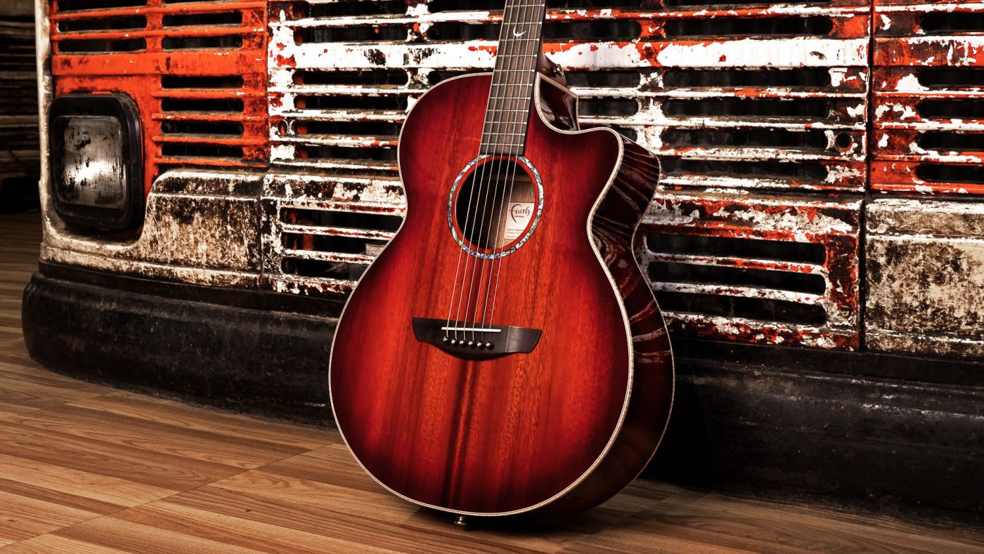 【限定販売】 Faith Blood Guitars Faith – FVBMB Electro Cutaway Venus Moon ギター