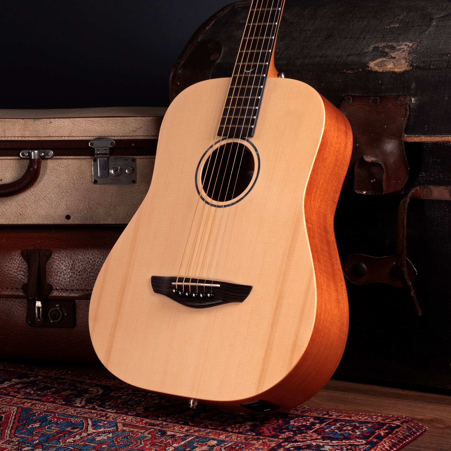 Faith Nomad Mini-Saturn Electro FDS – Faith Guitars