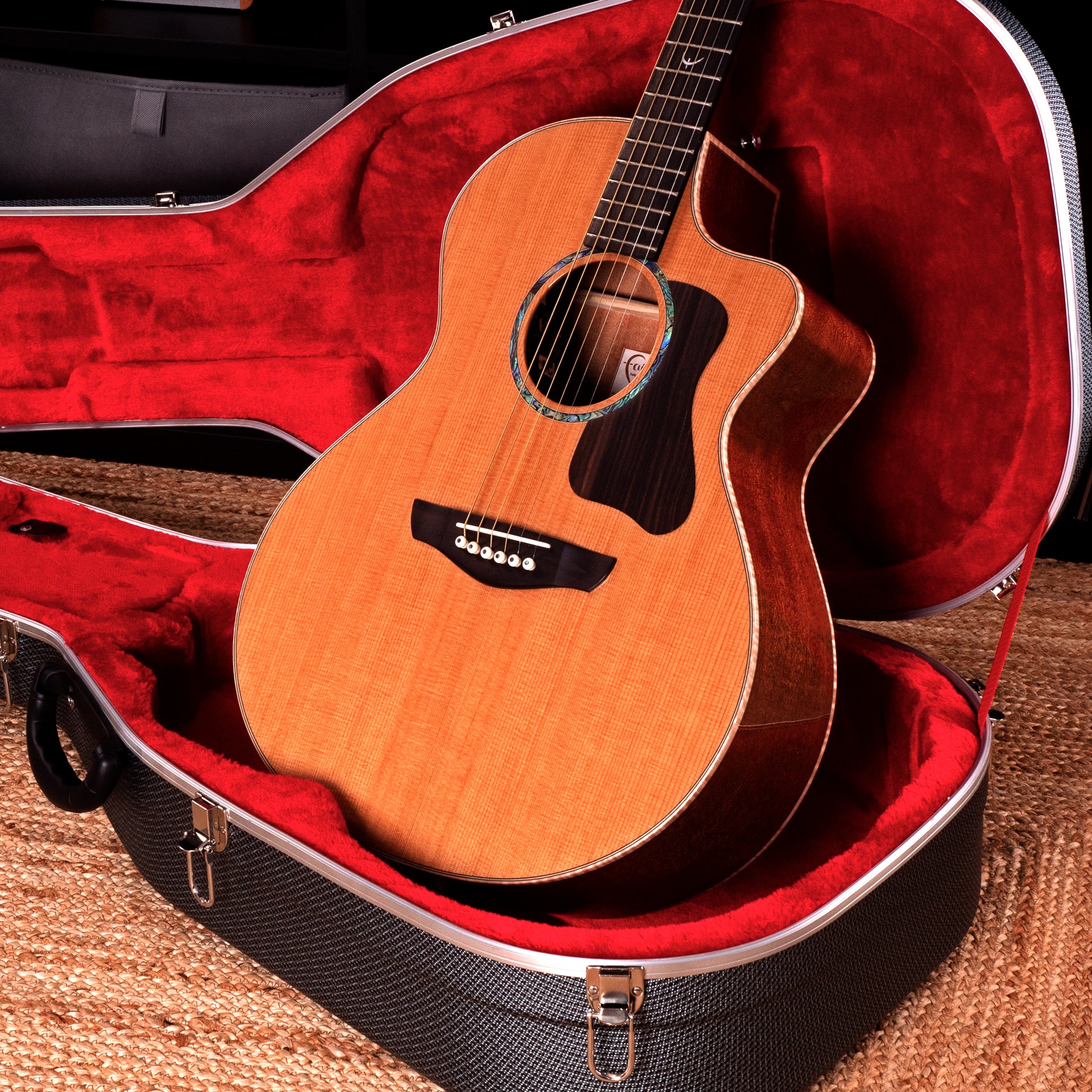 Faith PJE Legacy Neptune Cutaway Electro Khaya Mahogany FG1NCE