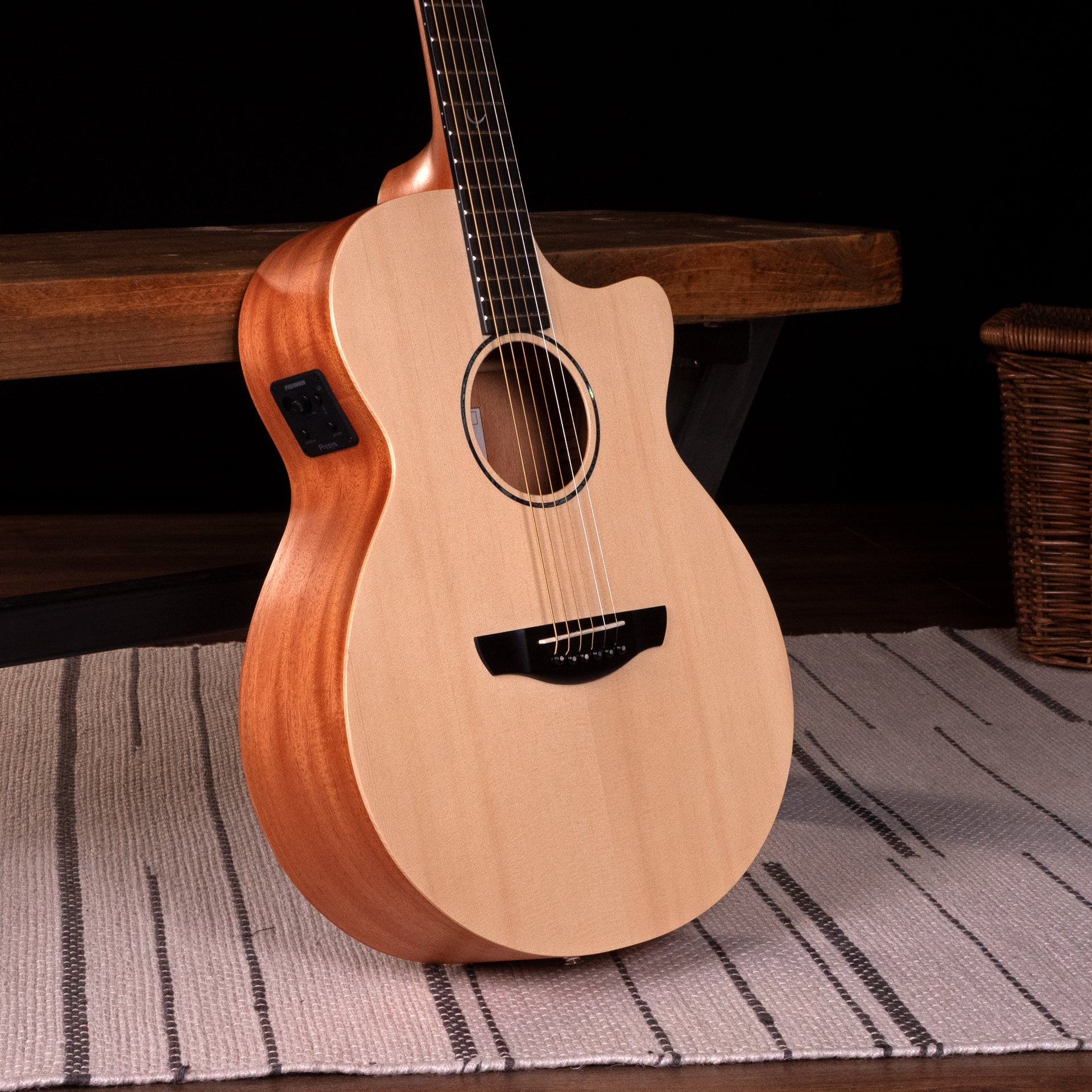 (フェイス)Faith FKV-VENUS Faith Naked Venus Cutaway Electro FKV | Handmade Acoustic Guitar