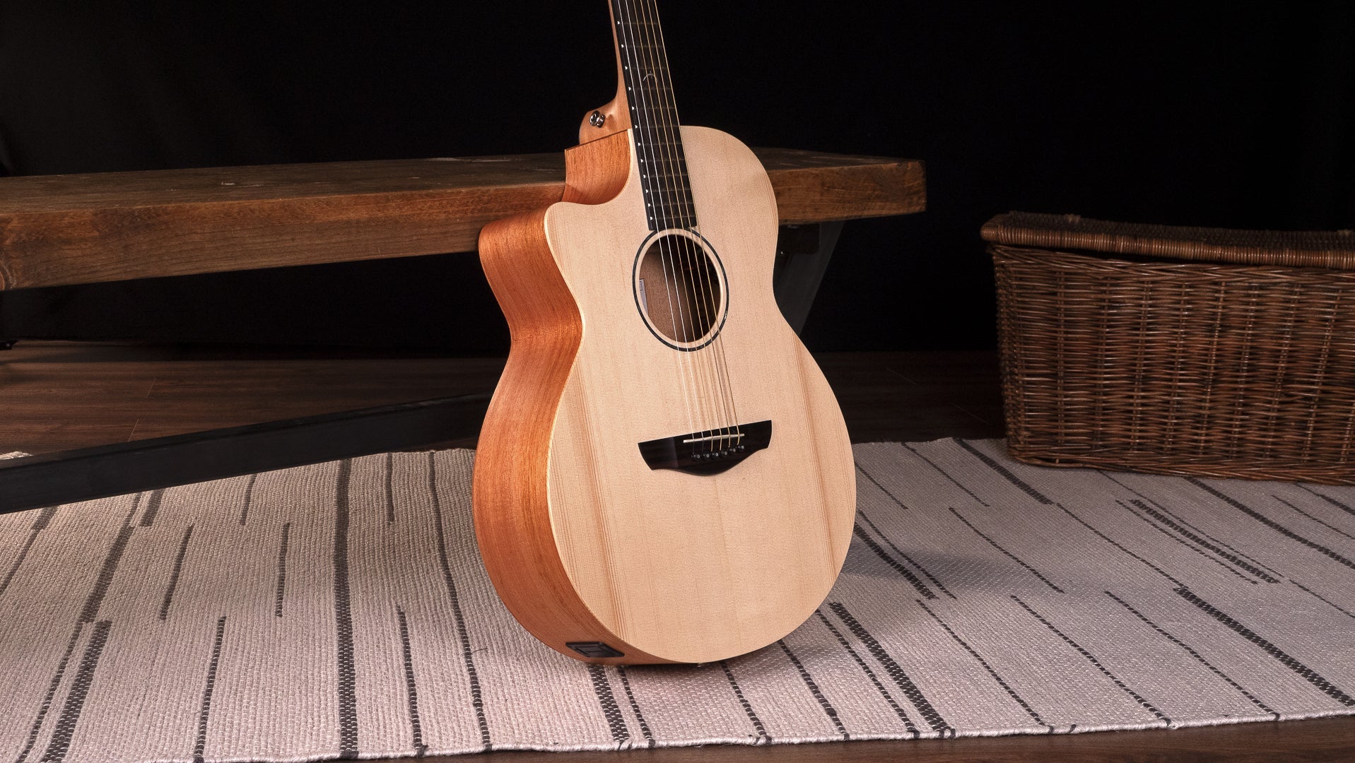 Faith Naked Venus Cutaway Electro 12 String FKV – Faith Guitars