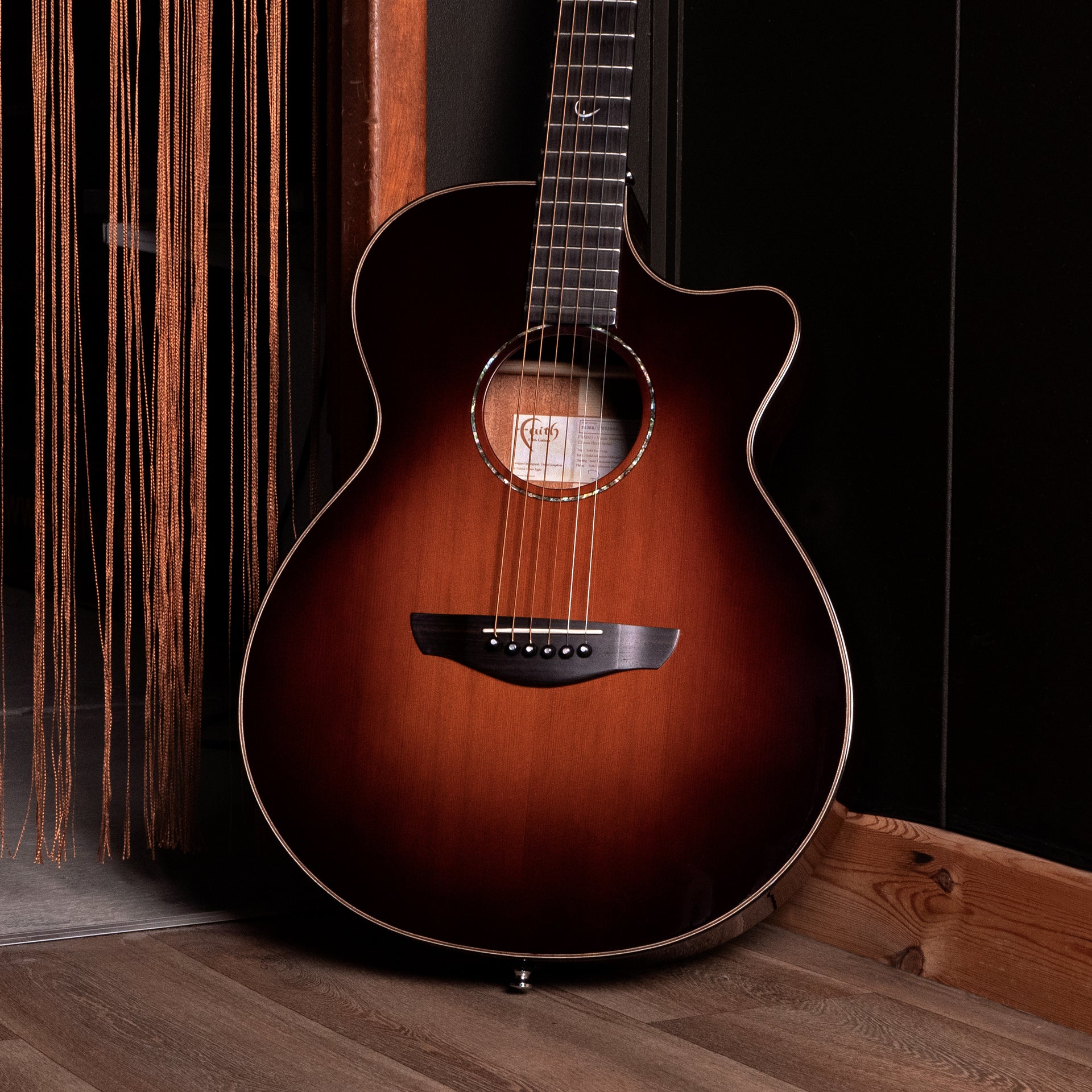 Faith Classic Burst Venus Cutaway Electro FVSB45 | Handmade