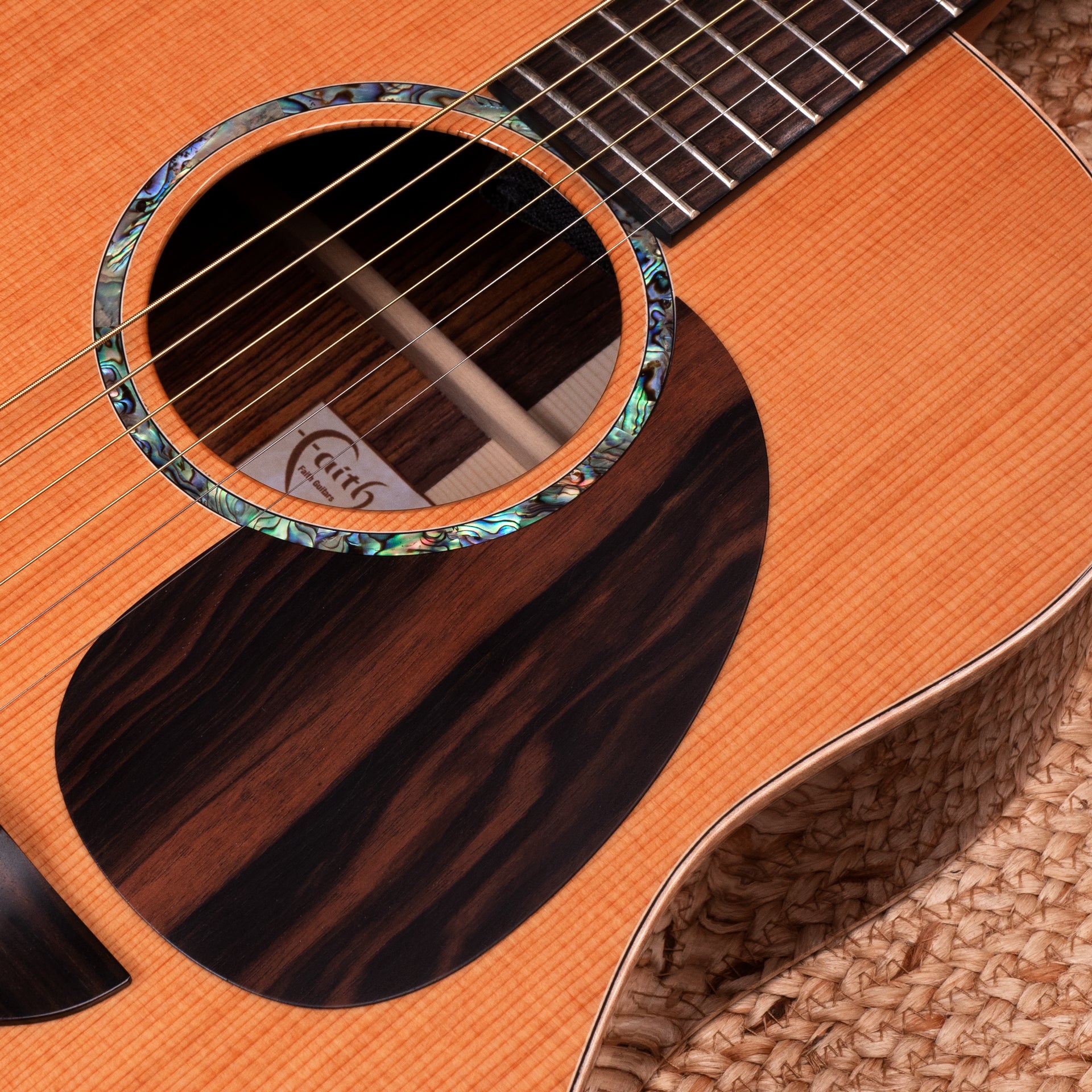 アールグラージュ ウィンターリトリート ゲイリー・フェンスキー Faith PJE Legacy Mars Electro Rosewood FG2RE – Faith Guitars