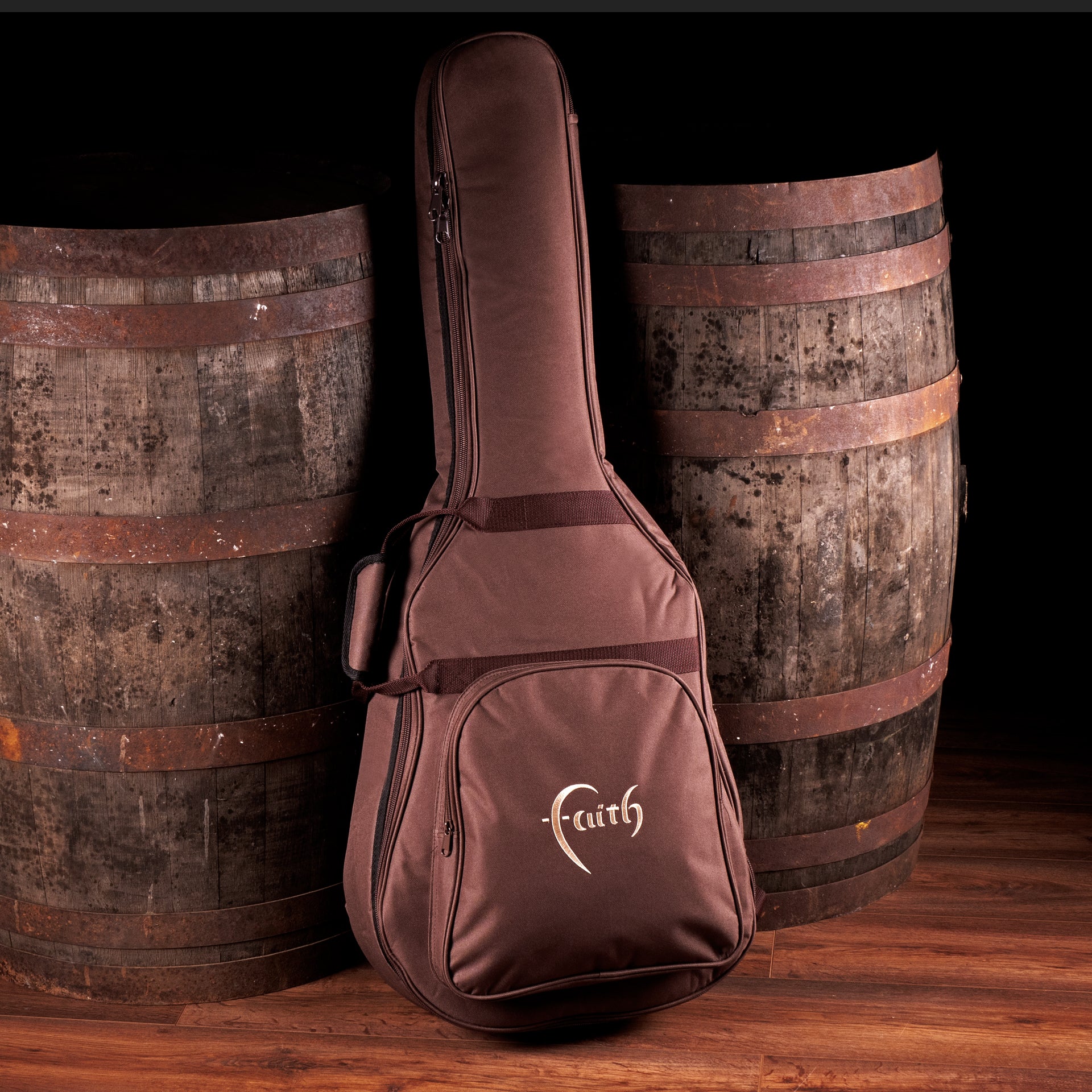 きゃみーぱみゅぱみゅFaith Venus オール単板 Faith Nexus Venus Cutaway Electro Cognac FPVCG – Faith Guitars